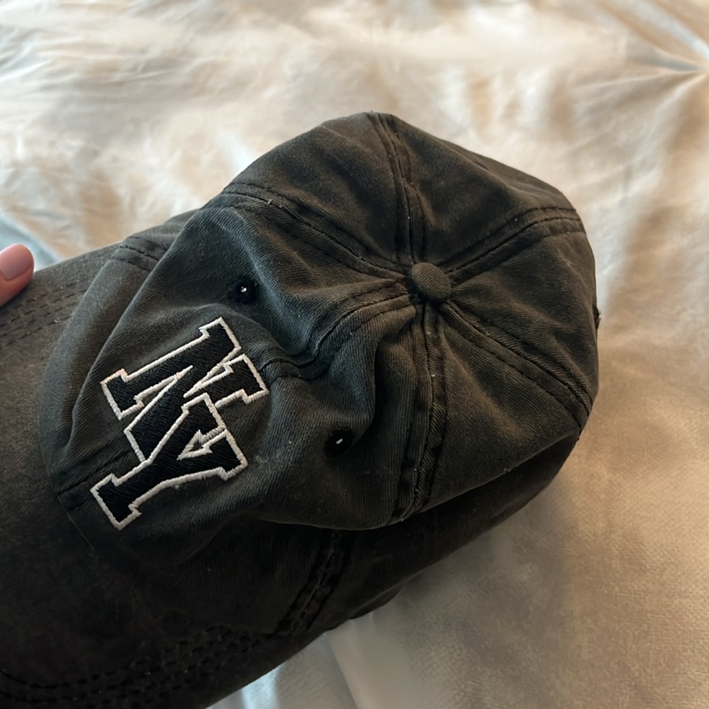 Hat - Picture 2 of 2